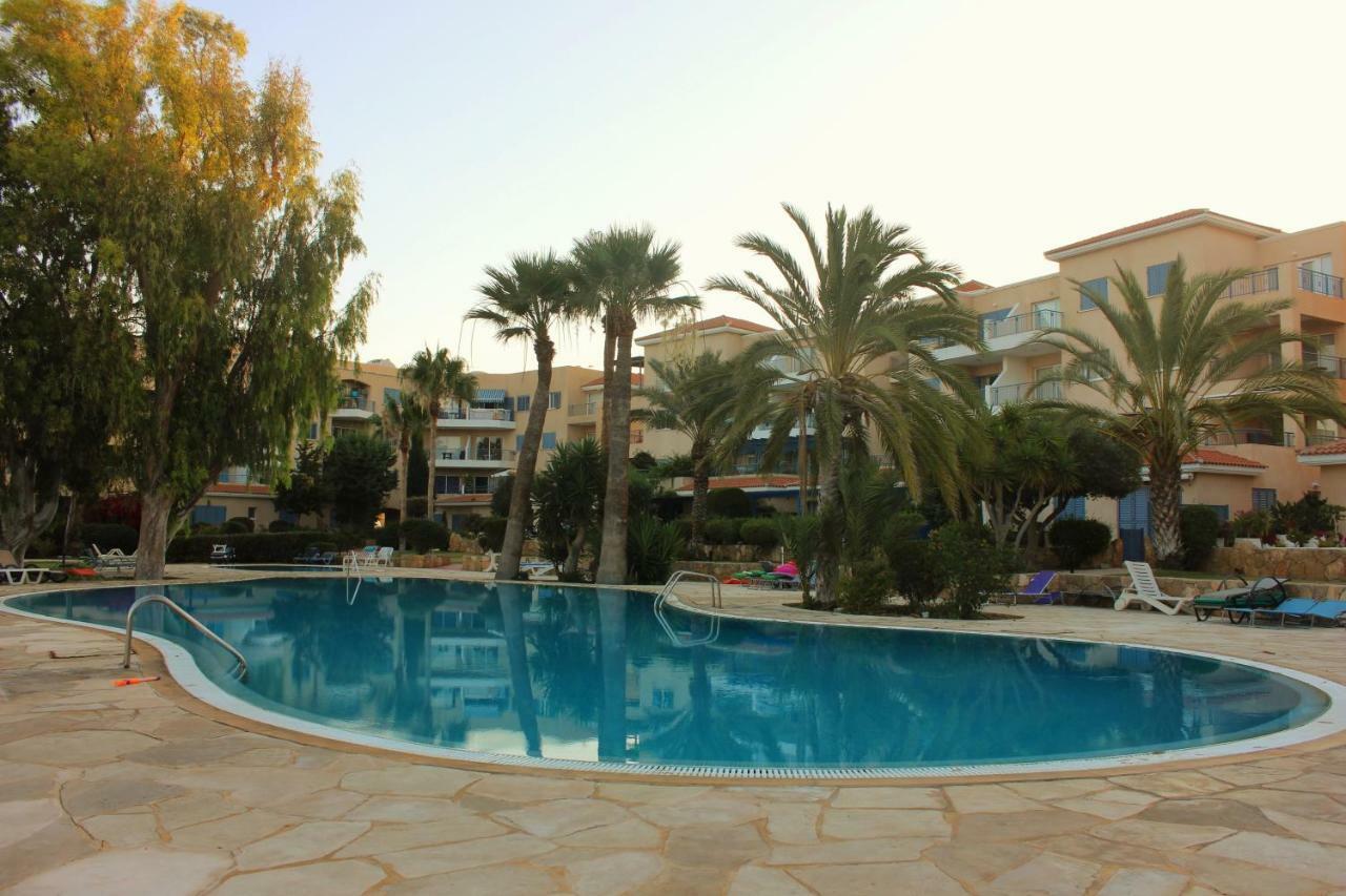 Kings Palace Indigo 109 Paphos Bagian luar foto