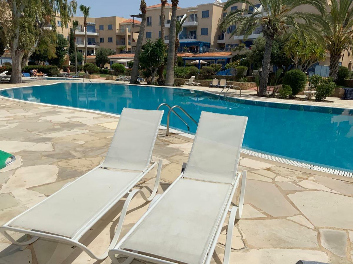 Kings Palace Indigo 109 Paphos Bagian luar foto